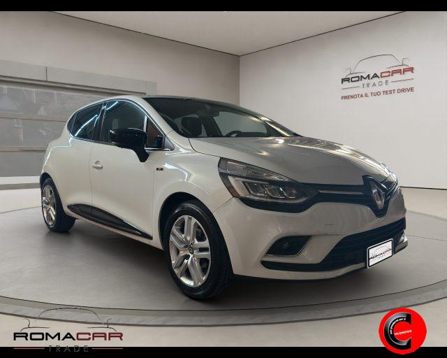 RENAULT Clio TCe 12V 75 CV 5 porte Moschino Life