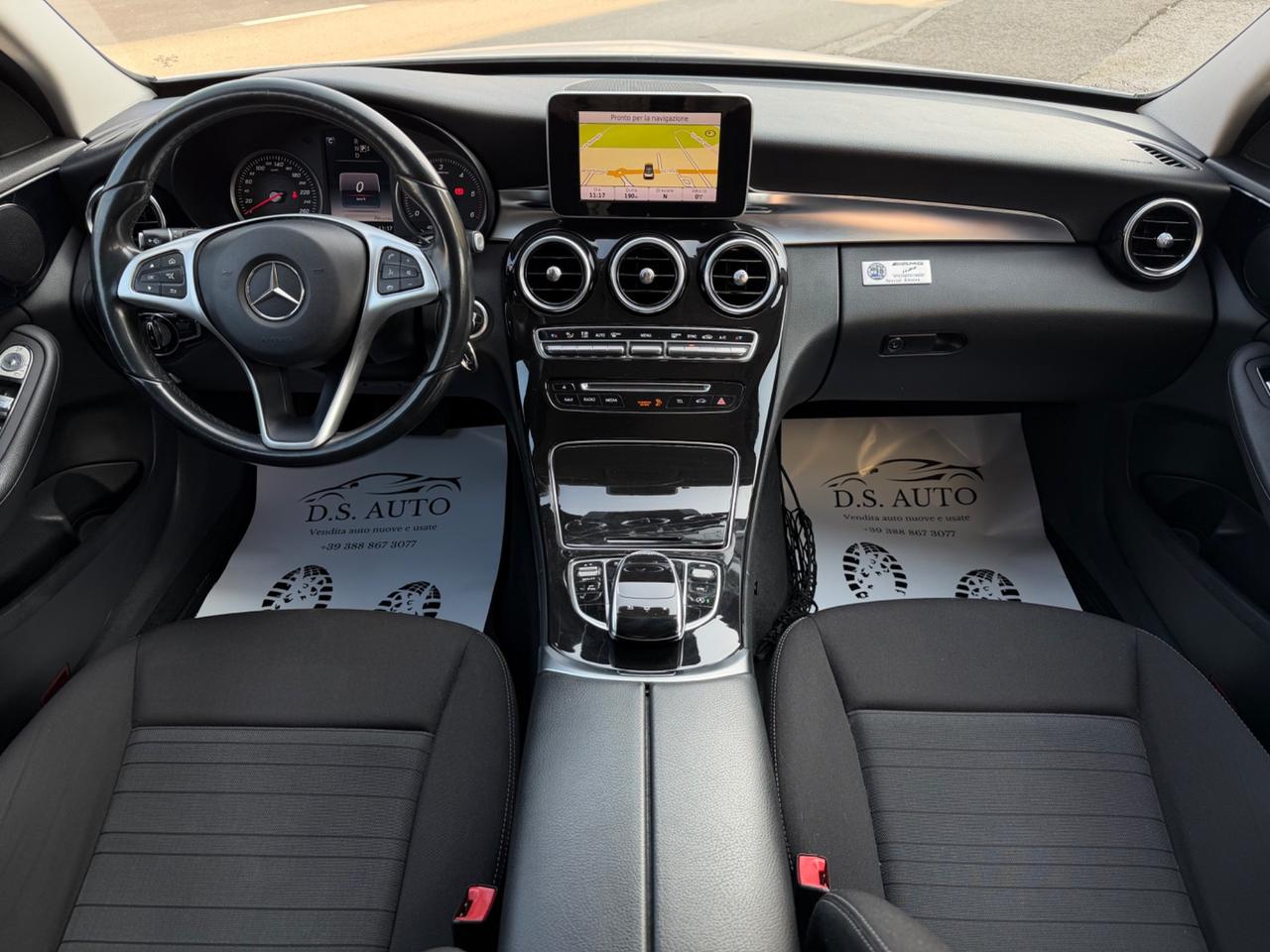 Mercedes-benz C 220 170CV LOOK AMG cerchi 19”