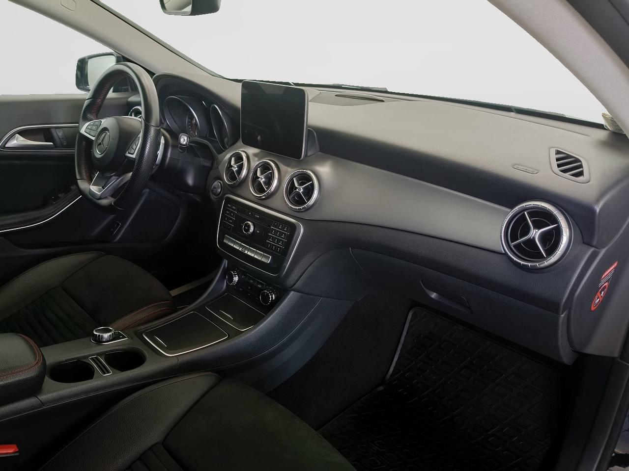 Mercedes-Benz CLA - C117 - CLA 200 d Premium auto FL