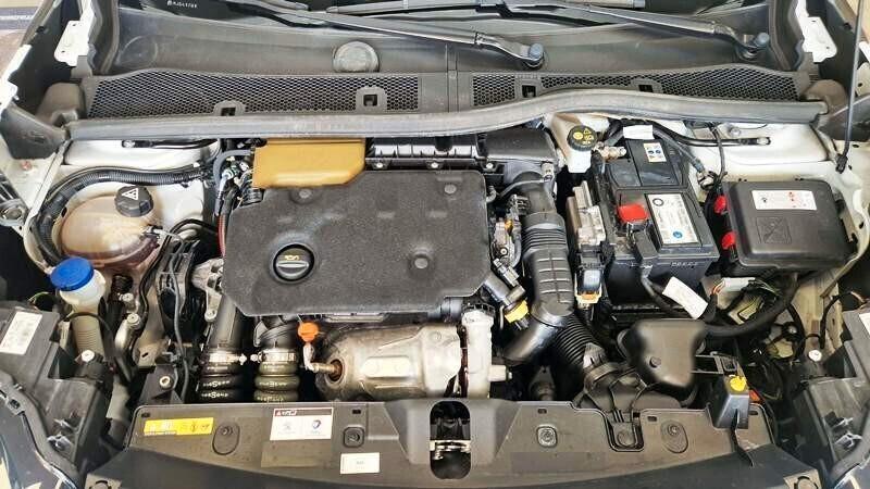 Peugeot 2008 BlueHDi 130 CV S&S EAT8 Allure Pack