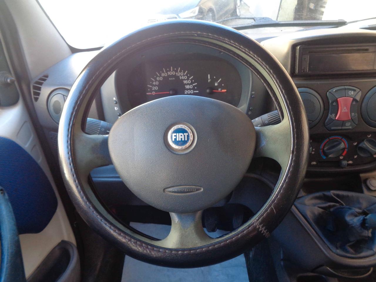 Fiat Doblo 1.9 diesel Cargo Combi 5 posti SX