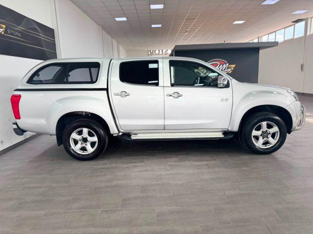 ISUZU D-Max 2.5 Space Cab Solar A/T 4WD