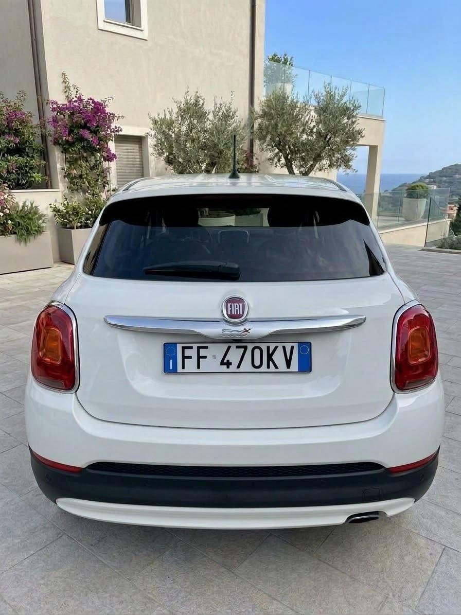 Fiat 500X 1.6 MultiJet 120 CV Lounge pelle navi sensori