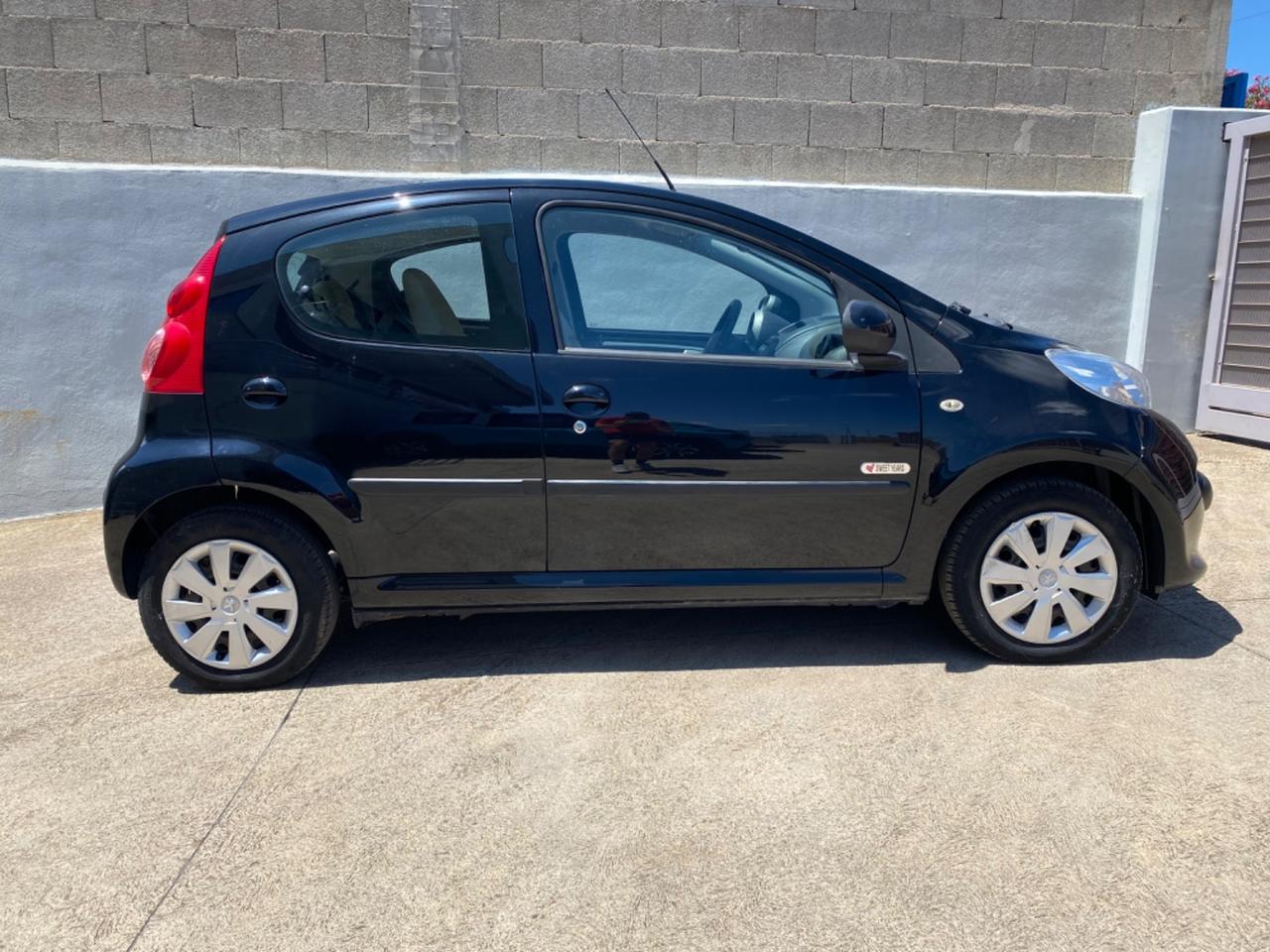 Peugeot 107 1,0 BZ 68CV | 2007