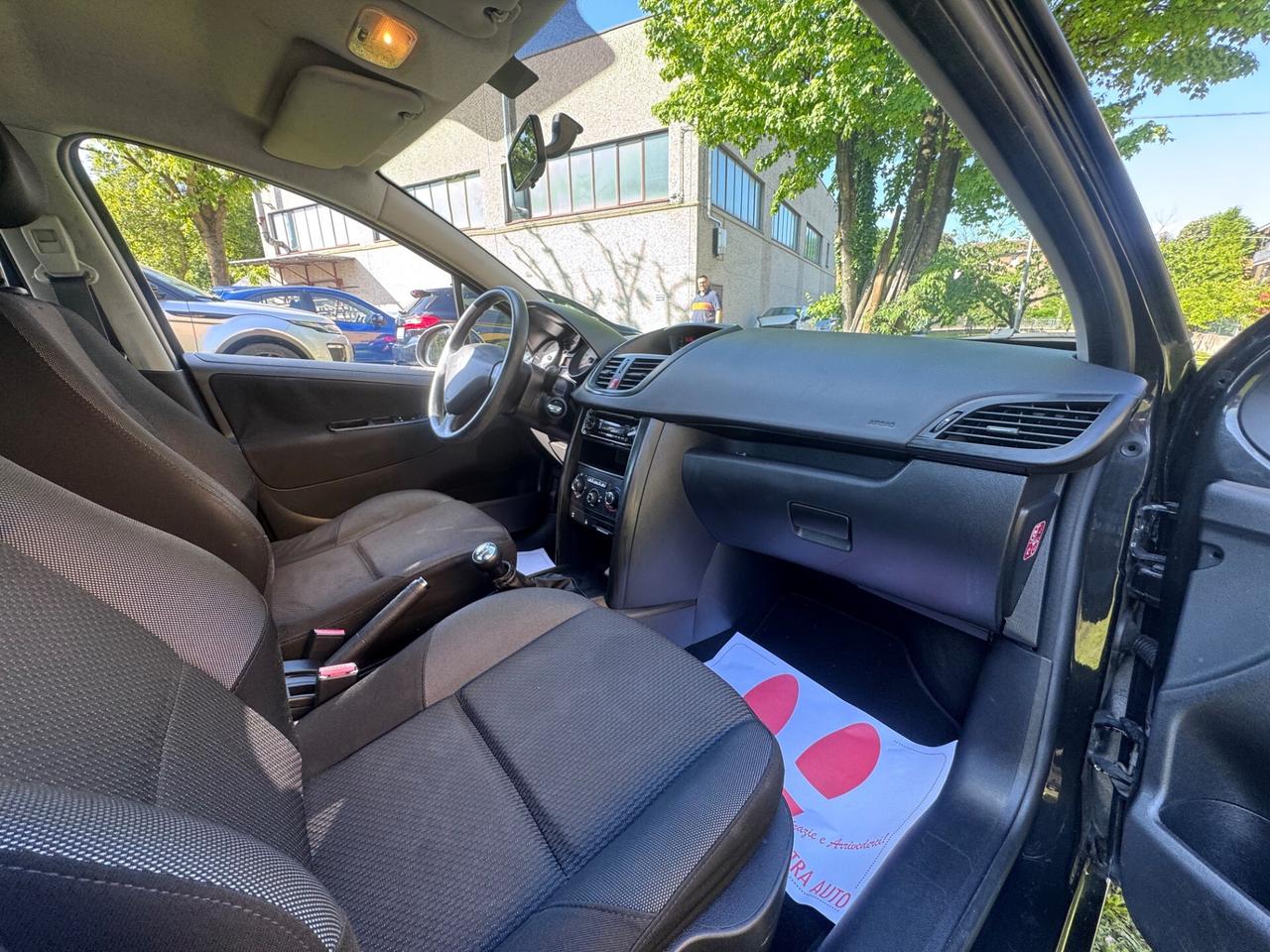 Peugeot 207 1.4 8V 75CV 5p. Energie Sport ECO GPL