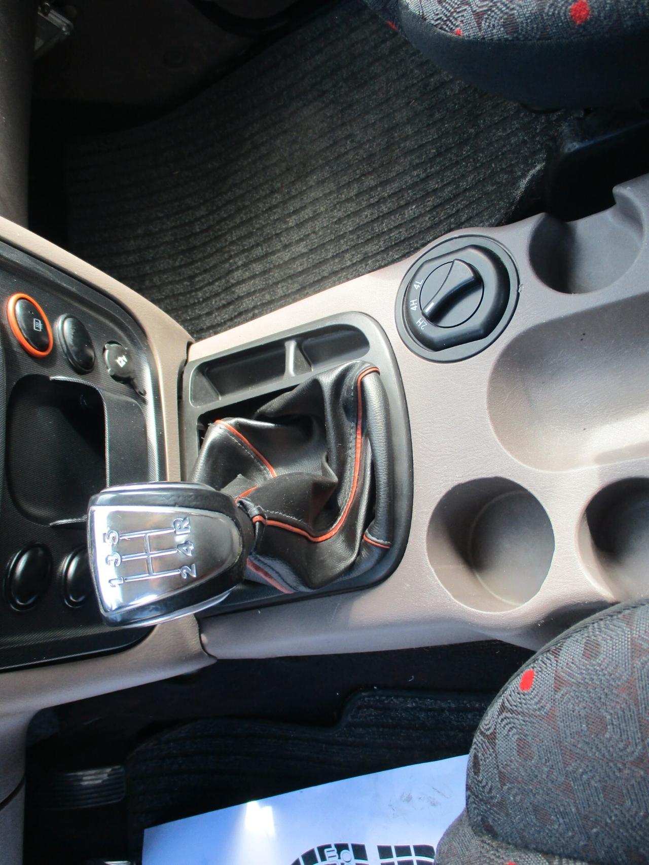 Mahindra Goa 2.2 CRDe 16V 2WD SC Pick-Up