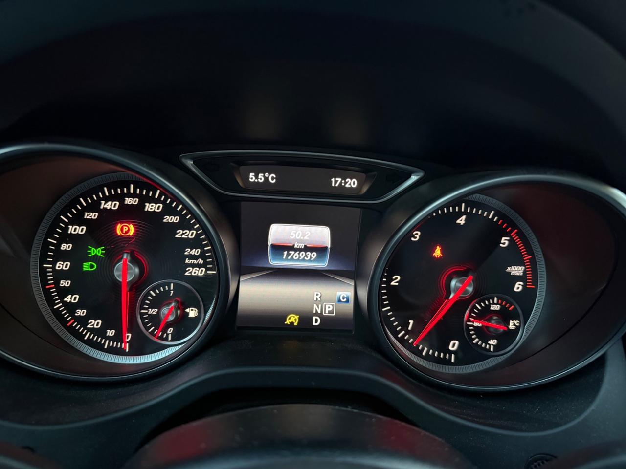 Mercedes-benz CLA 200 d Automatic Premium