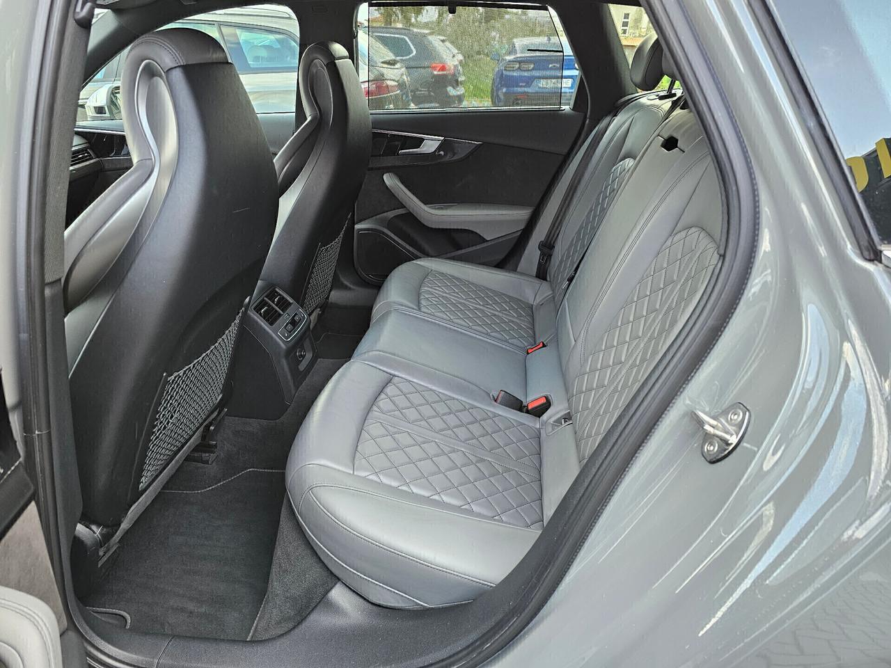 Audi A4 S4 Avant TDI quattro tiptronic