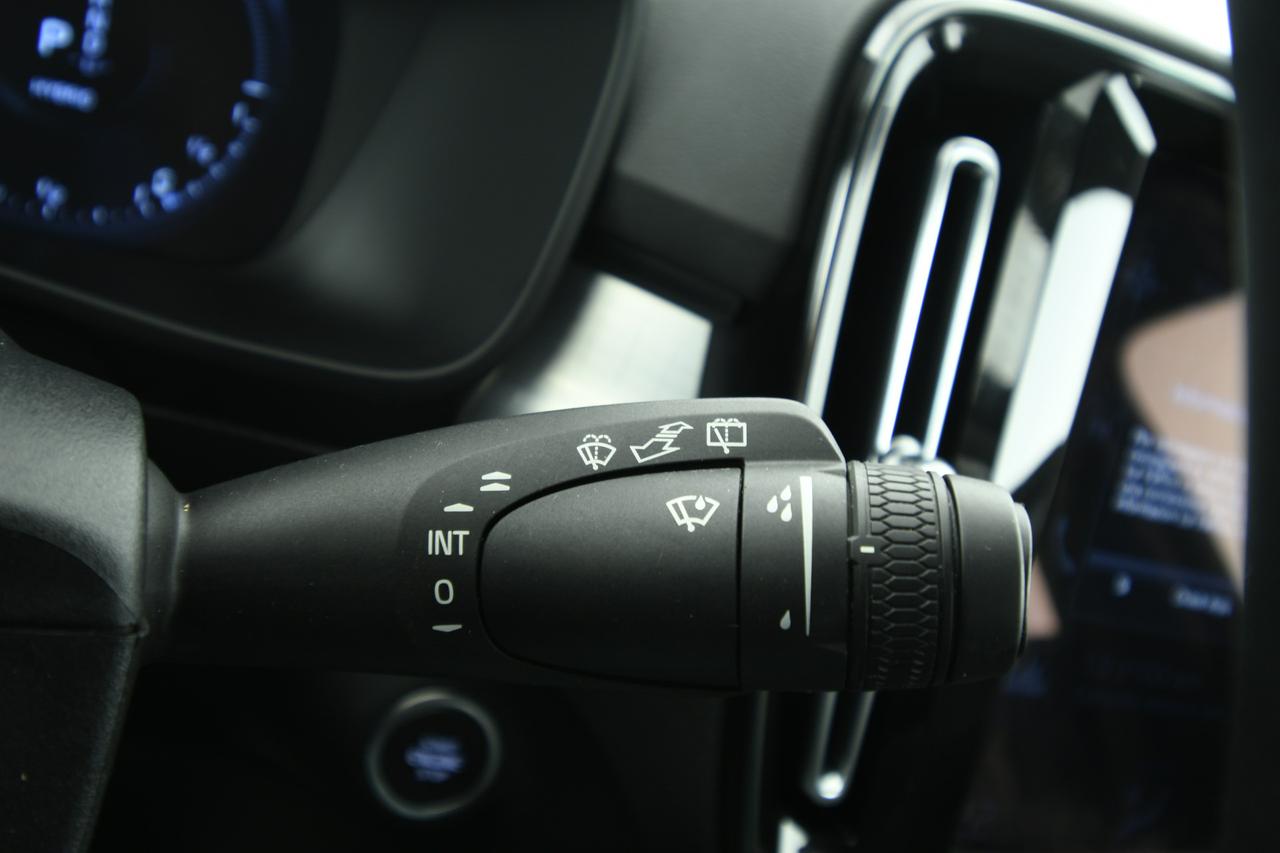 VOLVO XC40 1.5 t4 recharge phev Core auto NEOPATENTATI+CAMERA+APP CONNECT