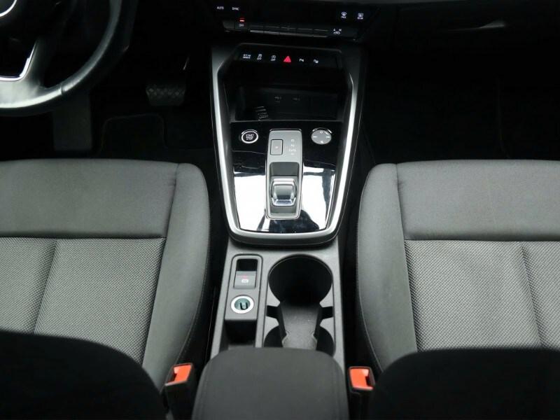 AUDI A3 4ª serie A3 SPB 30 TDI S tronic S line...