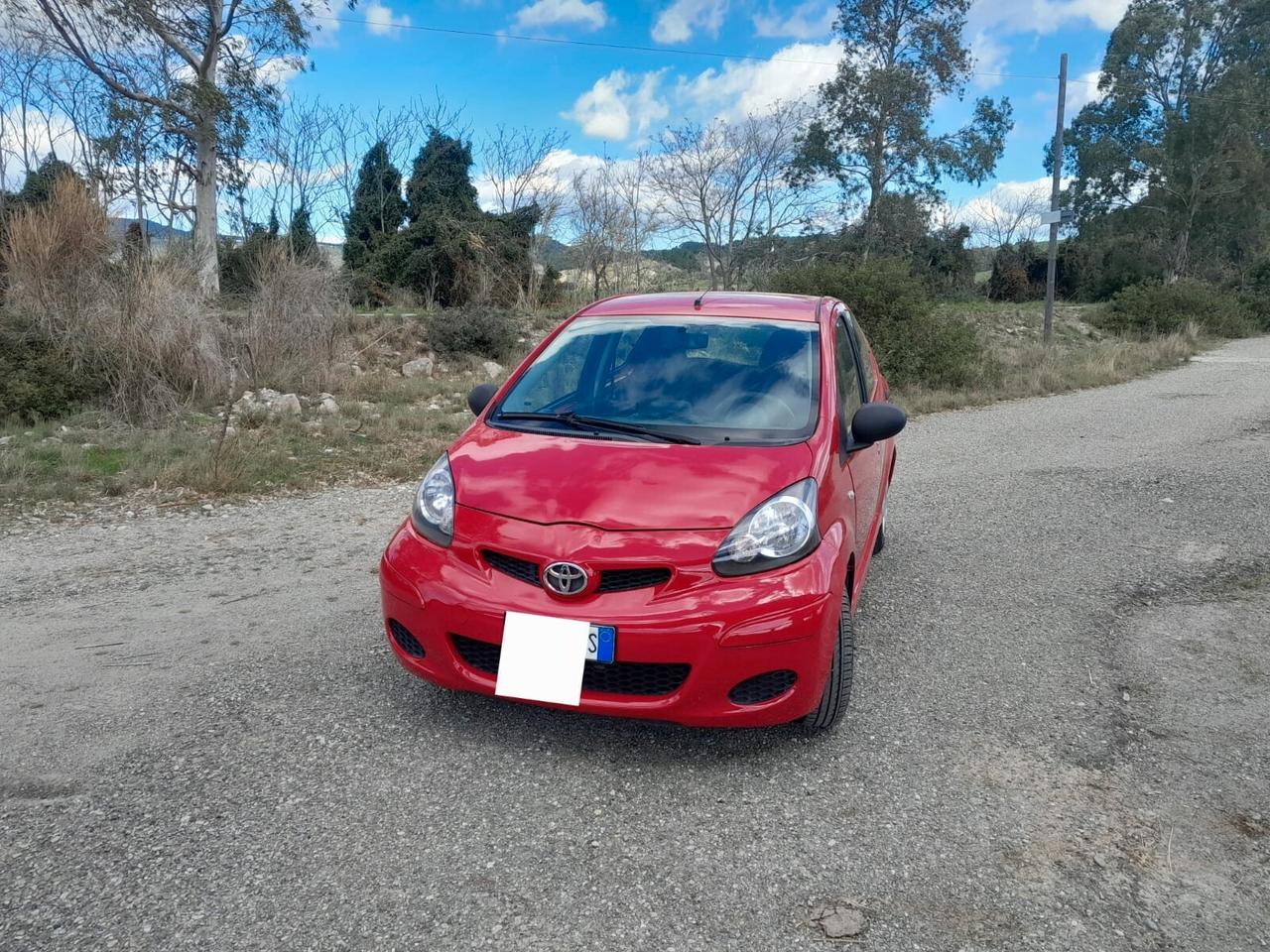 Toyota Aygo 1.0 5 porte Now navi