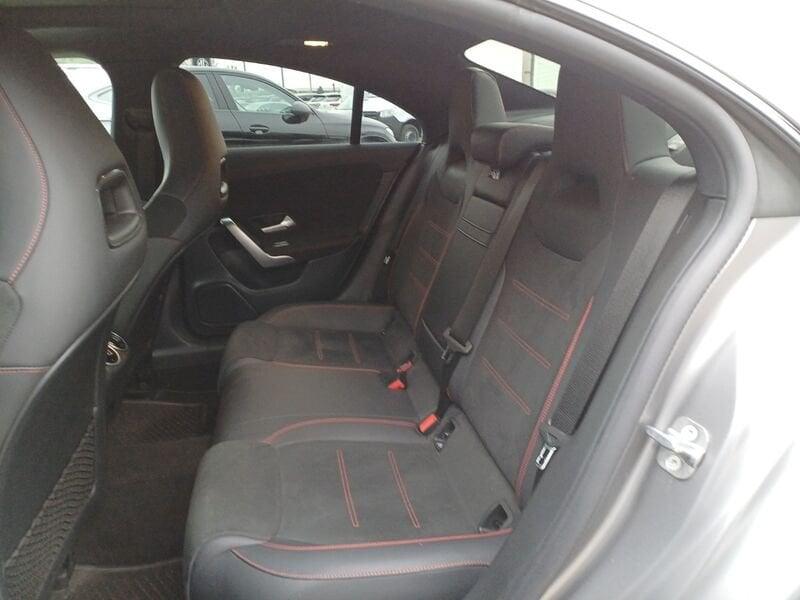 Mercedes-Benz CLA Coupé CLA 180 d Automatic Premium NIGHT-PACK