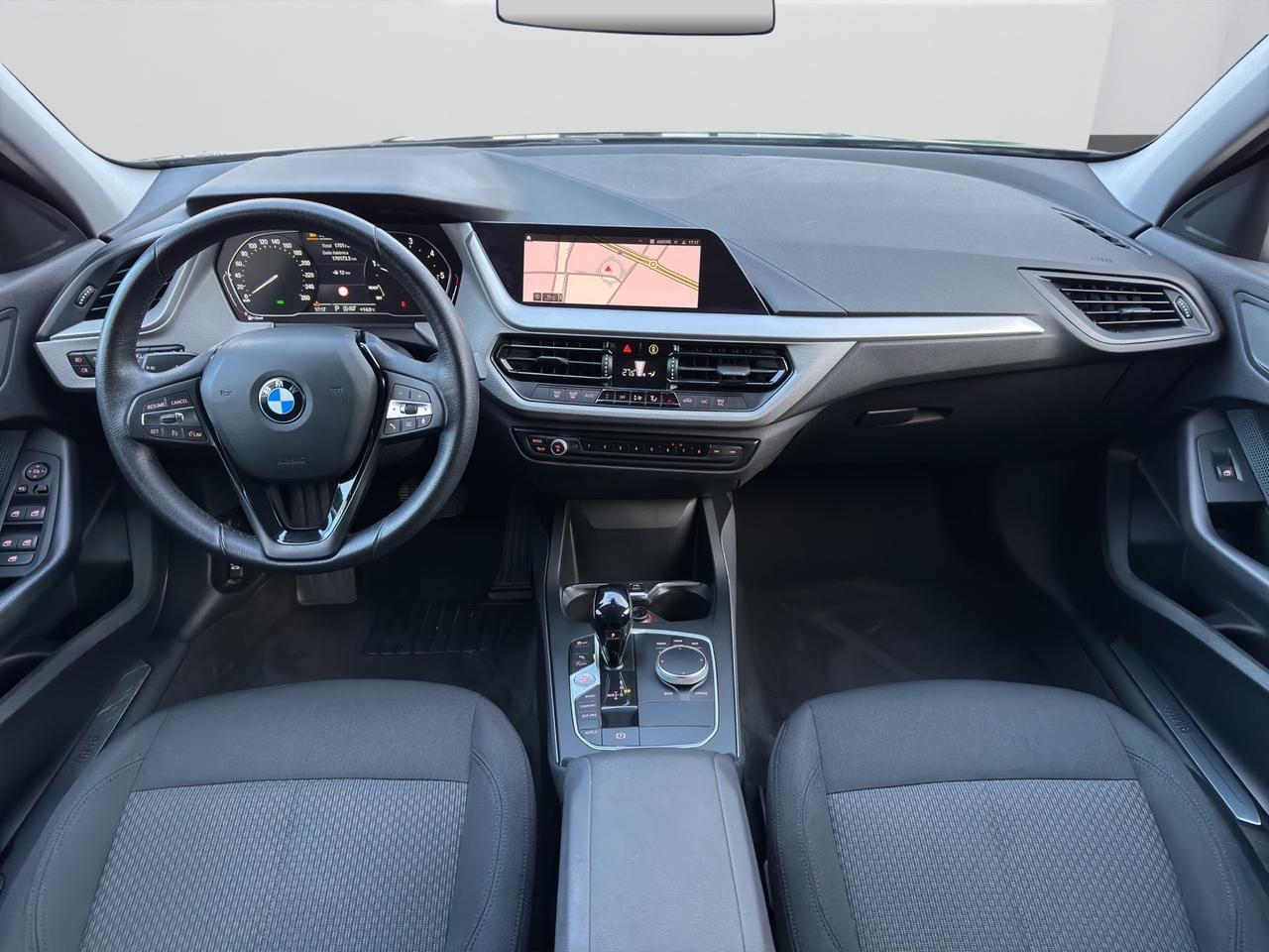 BMW 116 d 5p. AUT. DARK NIGHT - MY21