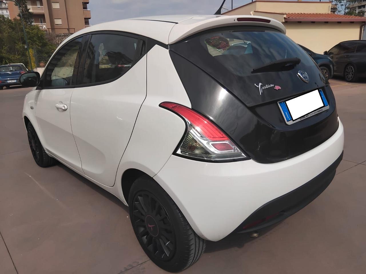 LANCIA YPSLON 1.3 MULTIJET 95CV 12 MESI GARANZIA