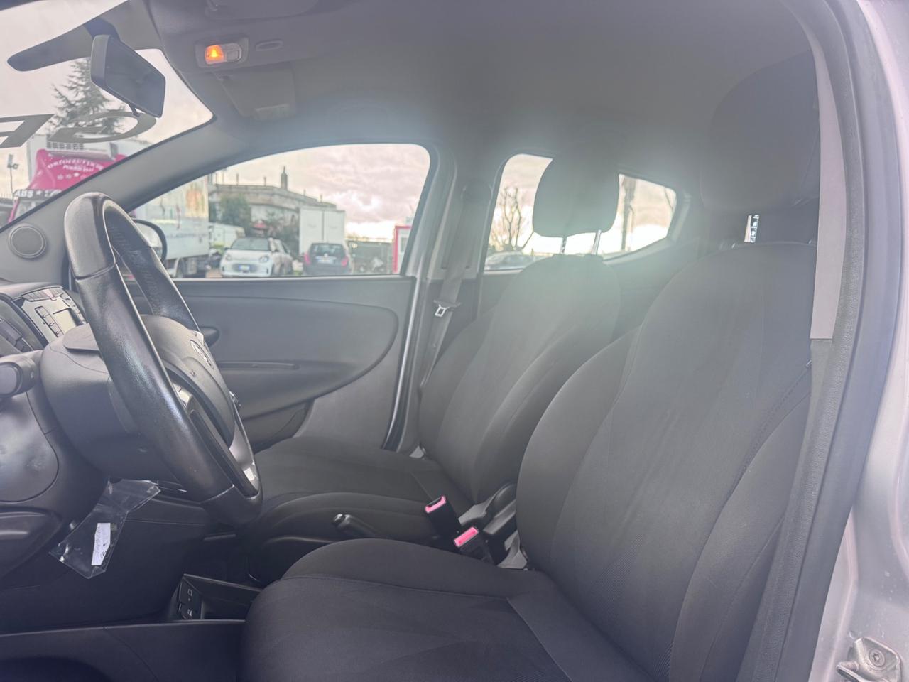 Lancia Ypsilon 1.2 69 CV 5 porte GPL Ecochic Gold