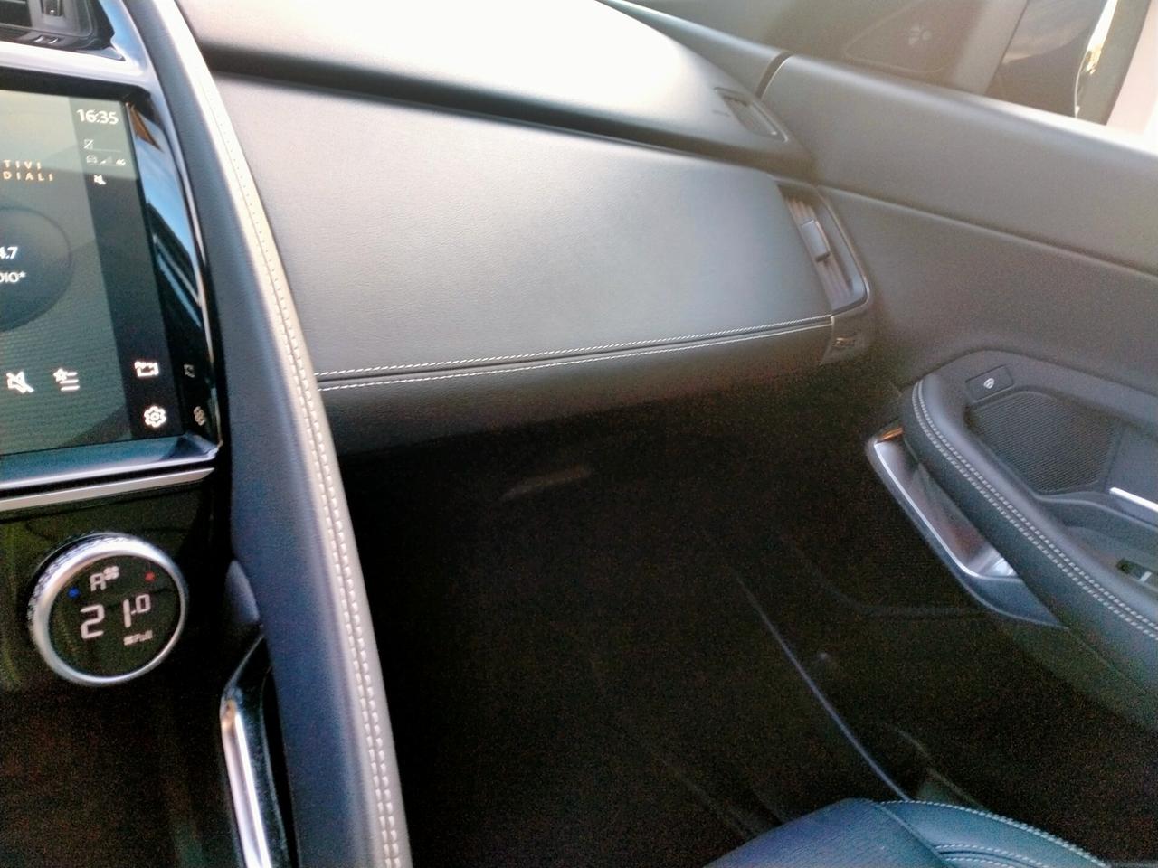 Jaguar E-Pace 20D MHEV AWD 204CV R-DYNAMIC BLACK DESIGN PACK LEGA20 LED PREMIUM