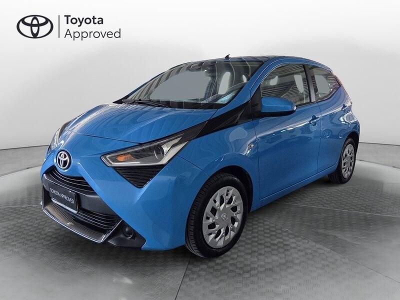 Toyota Aygo 2ª serie Connect 1.0 VVT-i 72 CV 5 porte x-play