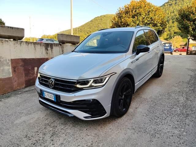 Volkswagen Tiguan 2.0 TDI 150 CV SCR DSG 4MOTION R-Line