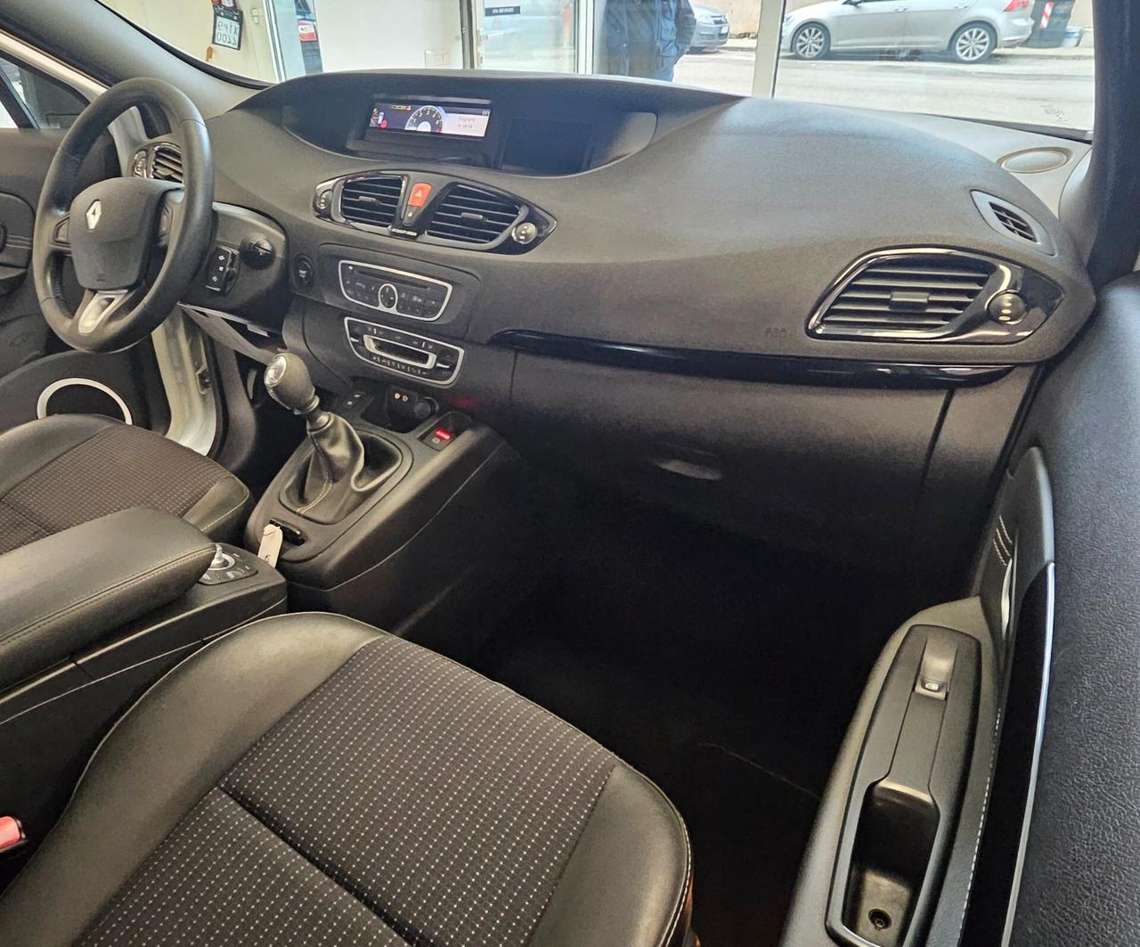 Renault Scenic Scénic 1.5 dCi 110CV Dynamique