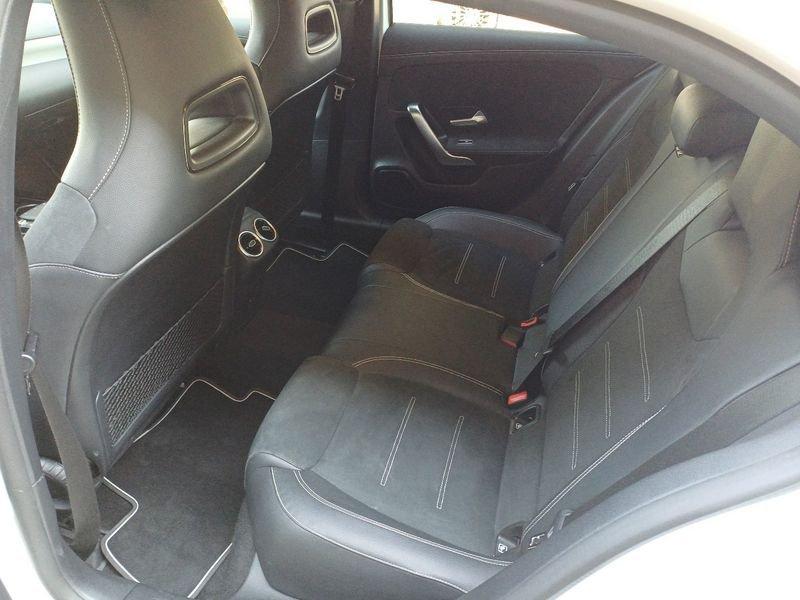 Mercedes-Benz Classe A A 180 d Automatic Premium Night Edition