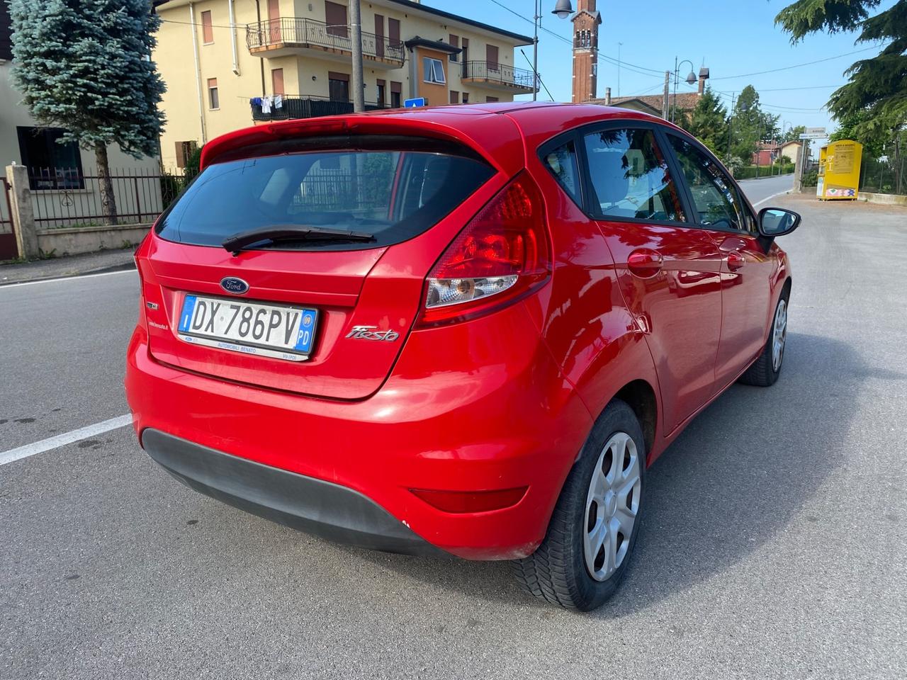 Ford Fiesta 1.4 TDCi 5p. Titanium