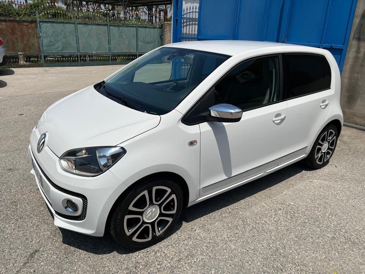 Volkswagen high up-5 P-1.0- km 84000-2012