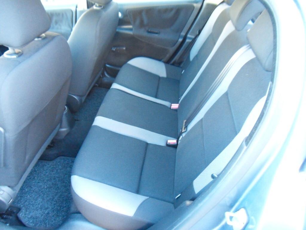 Peugeot 207 1.4 8V 75CV 5p. ONE Line