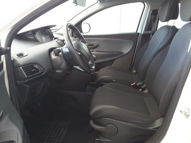 LANCIA Ypsilon 1.2 69cv 5 porte Silver *solo 52.800 Km*