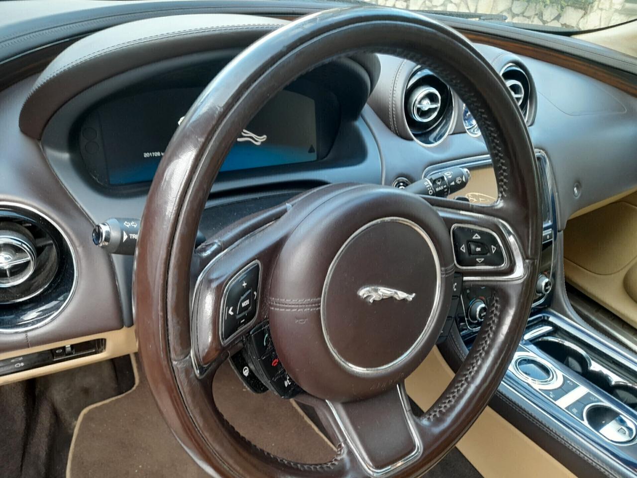 Jaguar XJ 3.0D V6 Premium Luxury