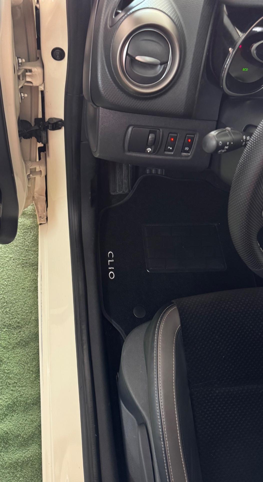 Renault Clio dCi 8V 90CV EDC Start&Stop 5 porte Energy Intens