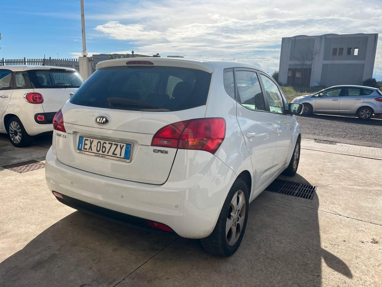 Kia Venga 1600 CRDI COOL 2015