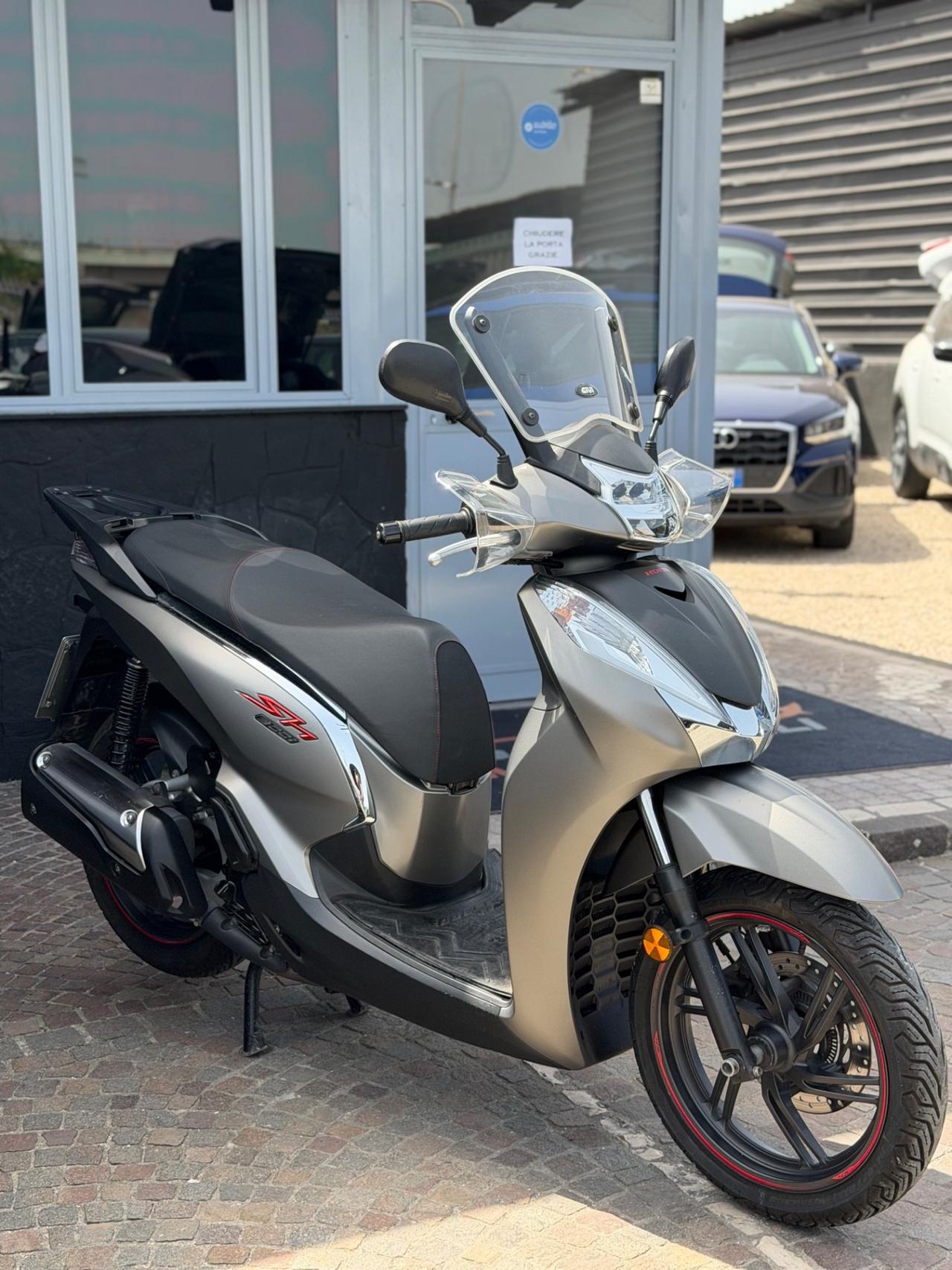 Honda SH 300 SH300 SPORT