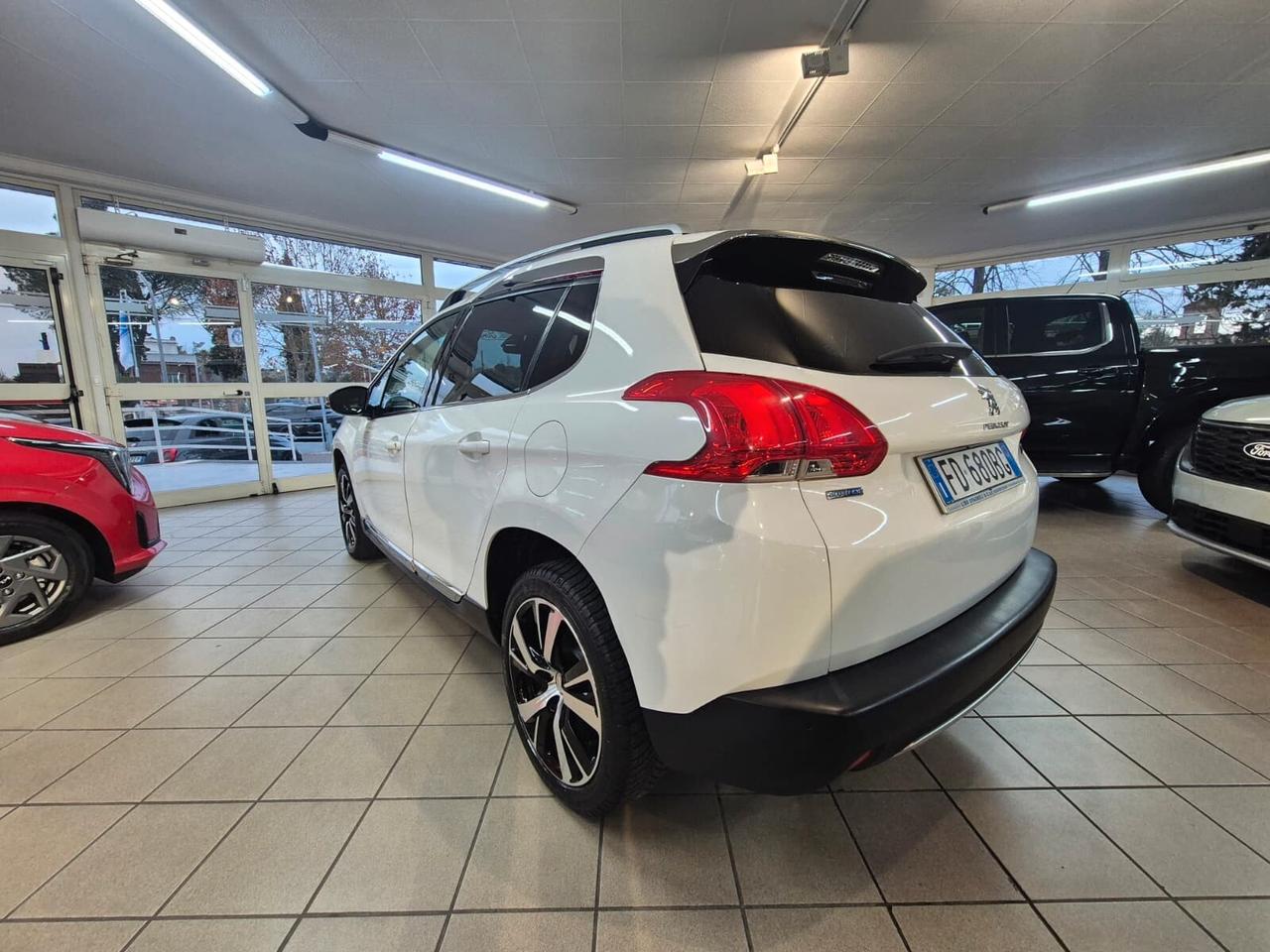 Peugeot 2008 BlueHDi 100 Allure