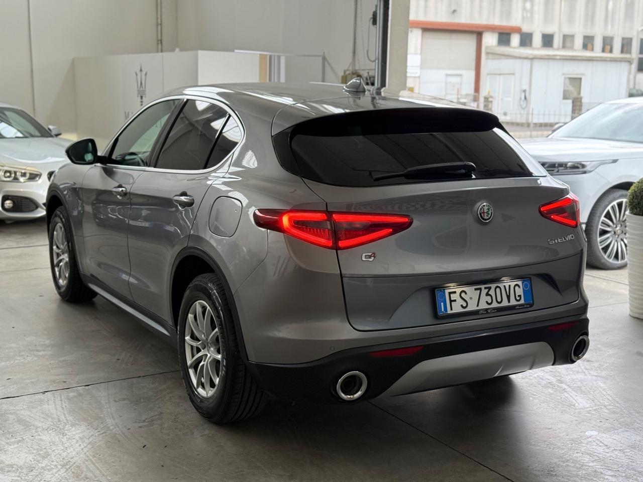 Alfa Romeo Stelvio 2.2 210 CV AT8 Q4 Executive