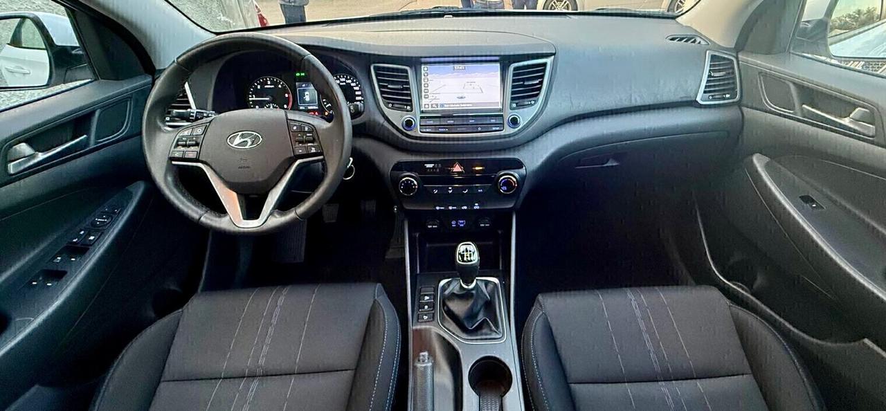 Hyundai Tucson 1.7 CRDi,Navi,Retrocamera,Led diurni,ecc.