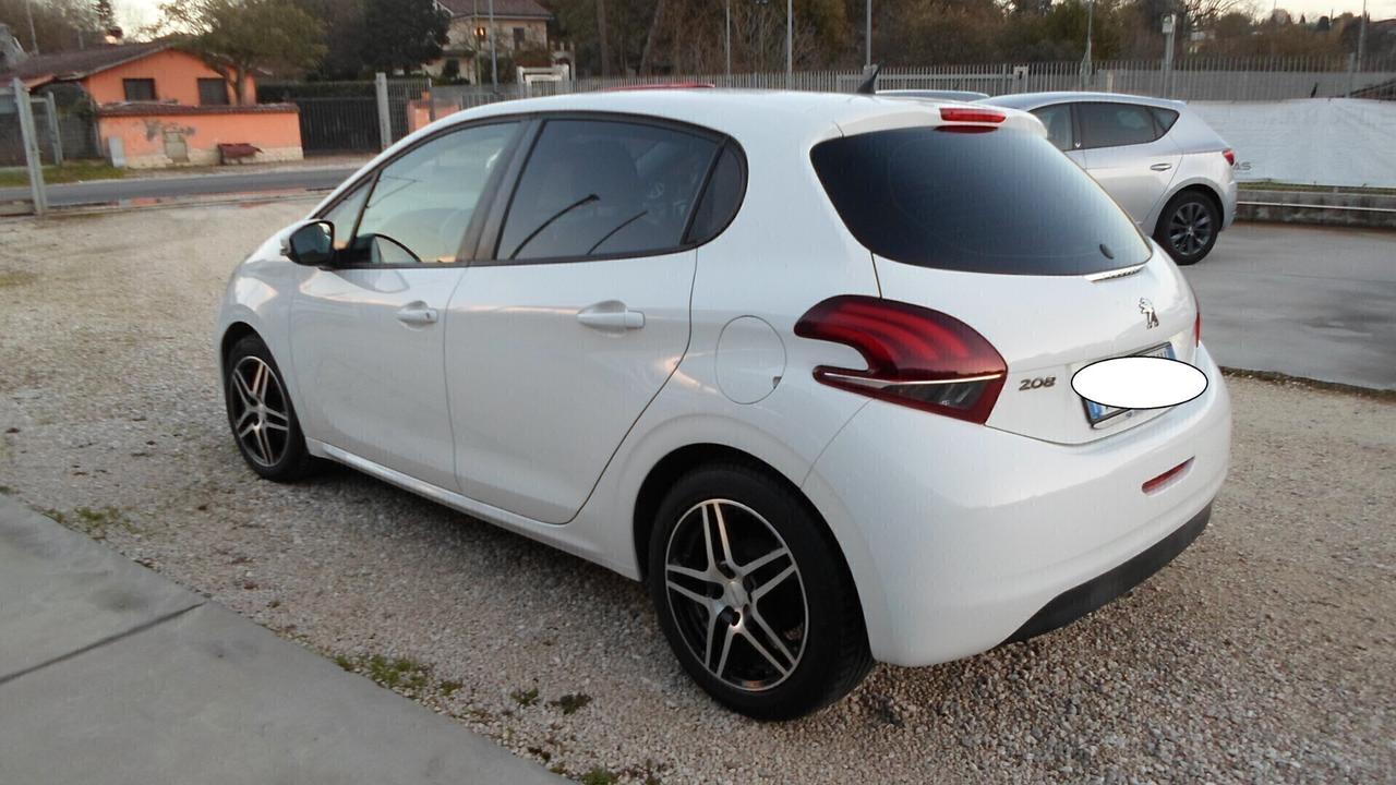 Peugeot 208 BlueHDi 75 5 porte Active