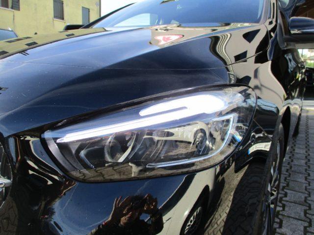 MERCEDES-BENZ B 180 Automatic Progressive Navi/Led/Camera