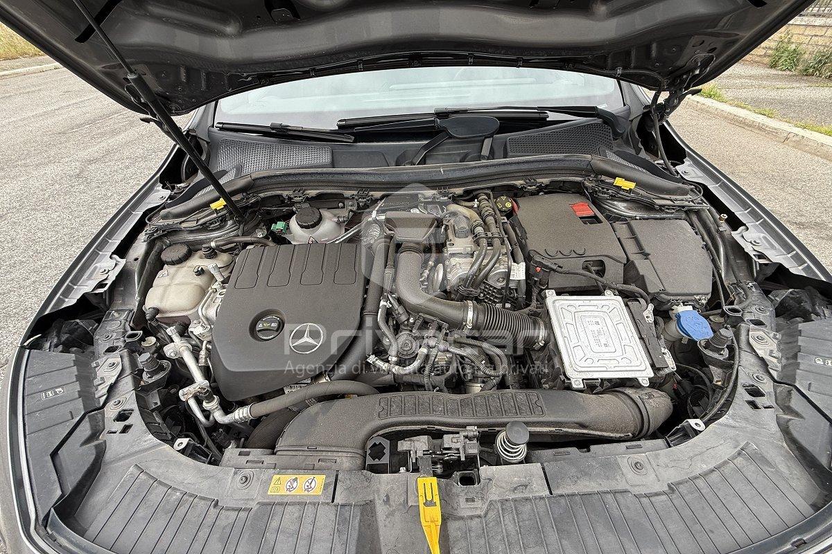 MERCEDES GLA 250 e EQ-Power Automatic Sport Plus