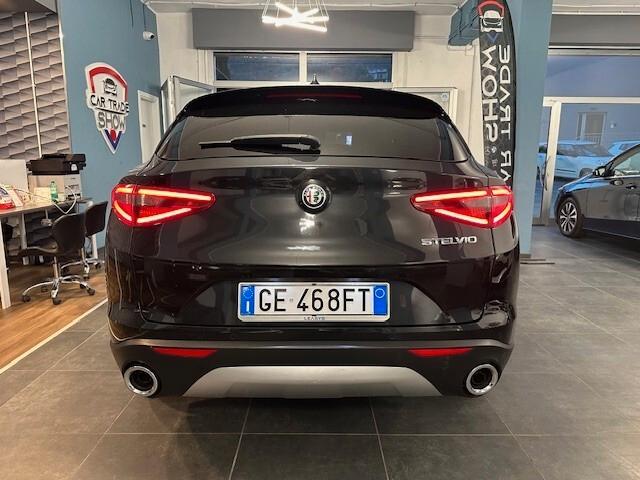 Alfa Romeo Stelvio 2.2 Turbodiesel 160 CV AT8 RWD Business