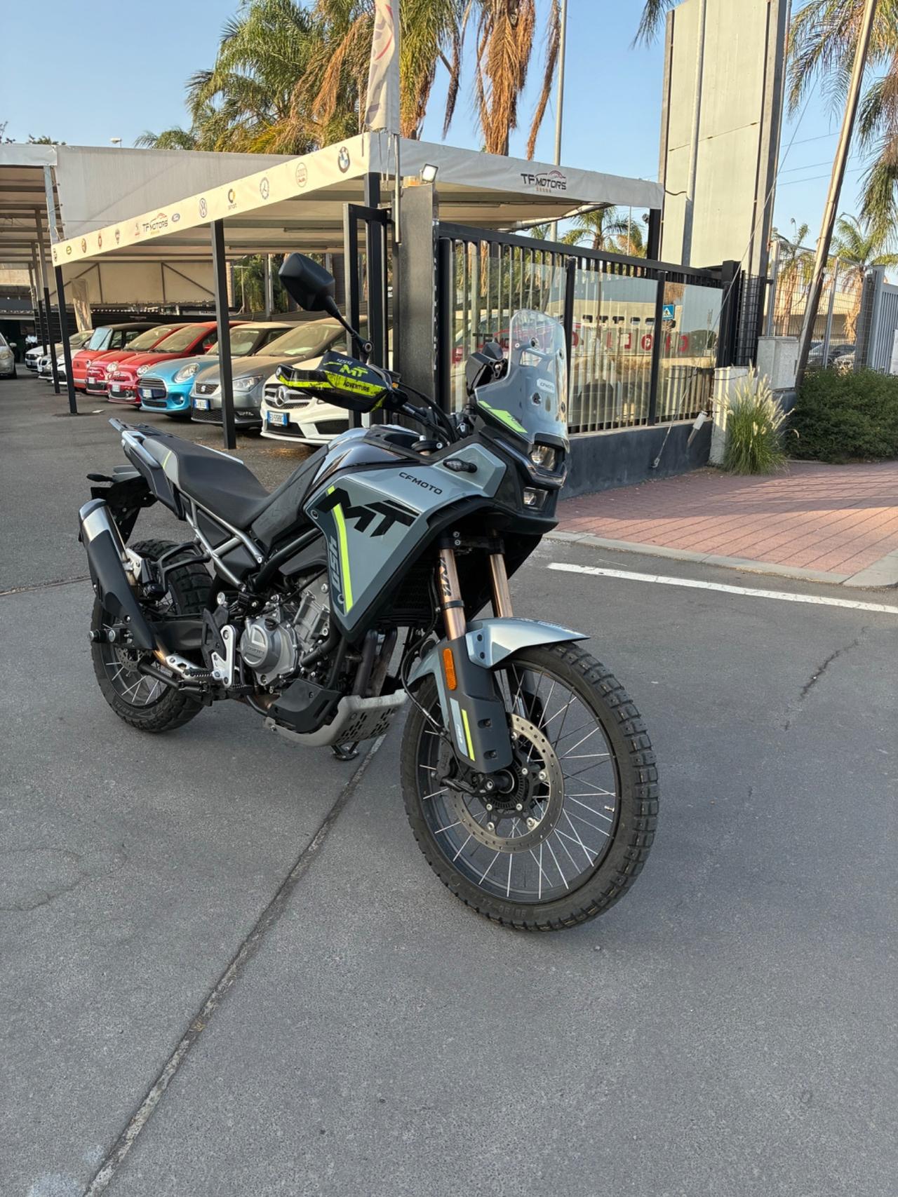 Cf Moto 450MT SOLO 8000 KM - 2025