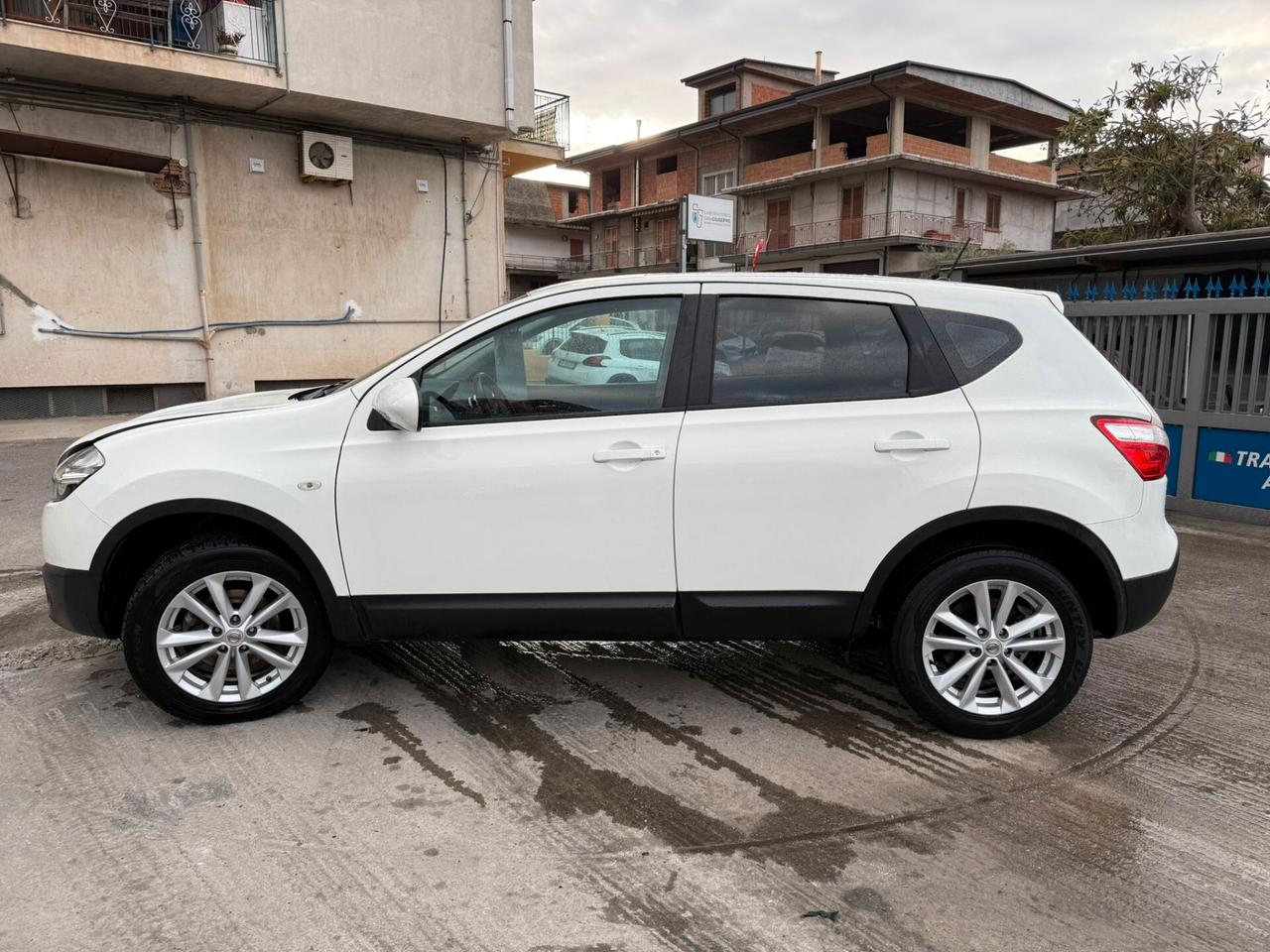 Nissan Qashqai 1.5 dCi DPF 360