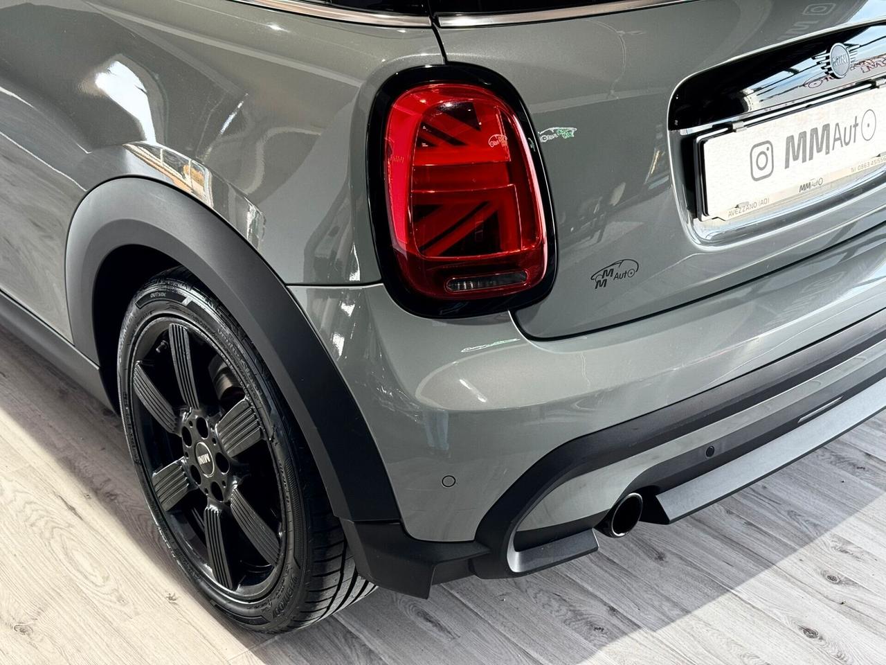 Mini 1.5 Cooper Camden Black Edition