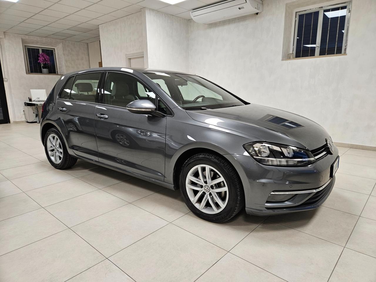 Volkswagen Golf 1.6 TDI 115CV DSG 5p. Business BlueMotion Technology