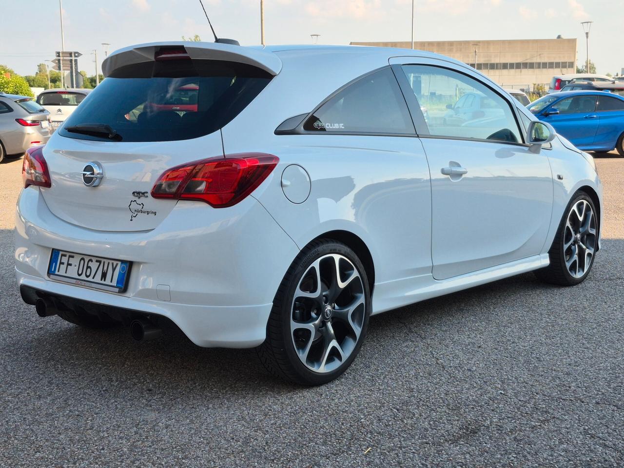 Opel Corsa 1.6 Turbo Coupé OPC