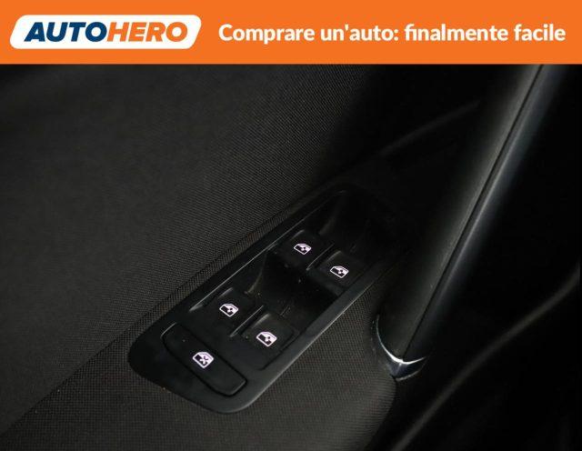 VOLKSWAGEN Golf 1.0 TSI 115 CV 5p. Business BlueMotion Technology