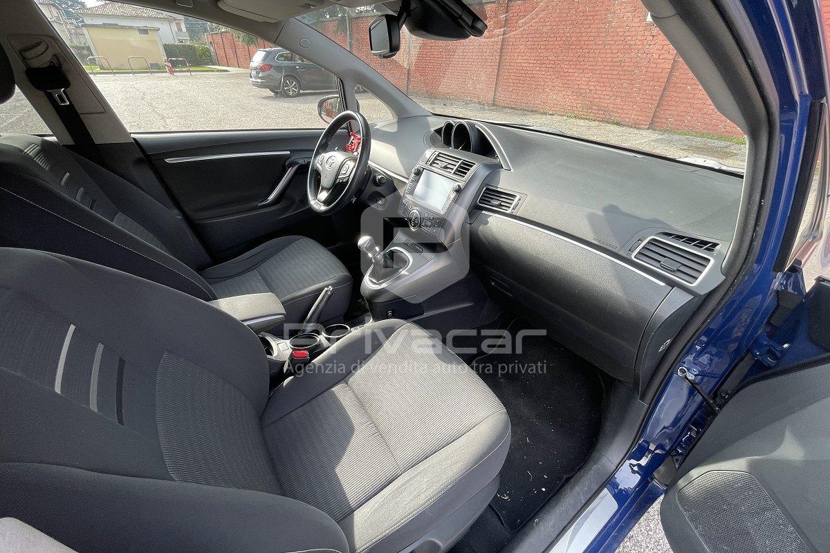 TOYOTA Verso 1.6 D-4D Active