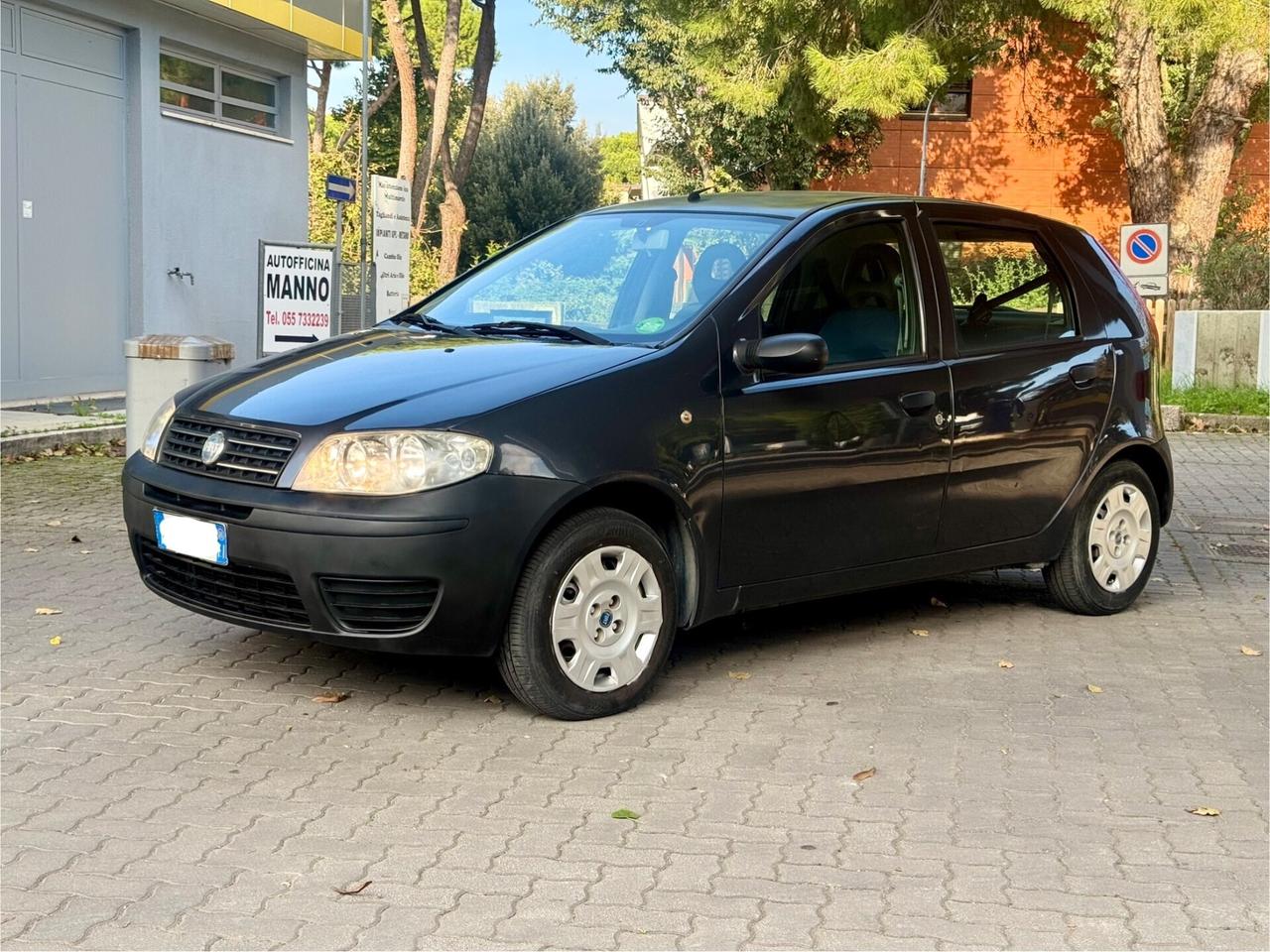 Fiat Punto 1.2 Benzina 5 porte neopatentati 89.000km 2005