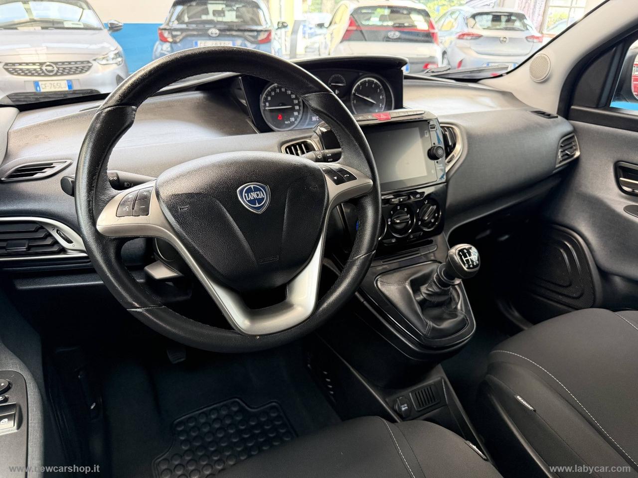 LANCIA Ypsilon 1.0 FireFly 5p.S&S Hyb. Eco Gold NEOPATENTATI