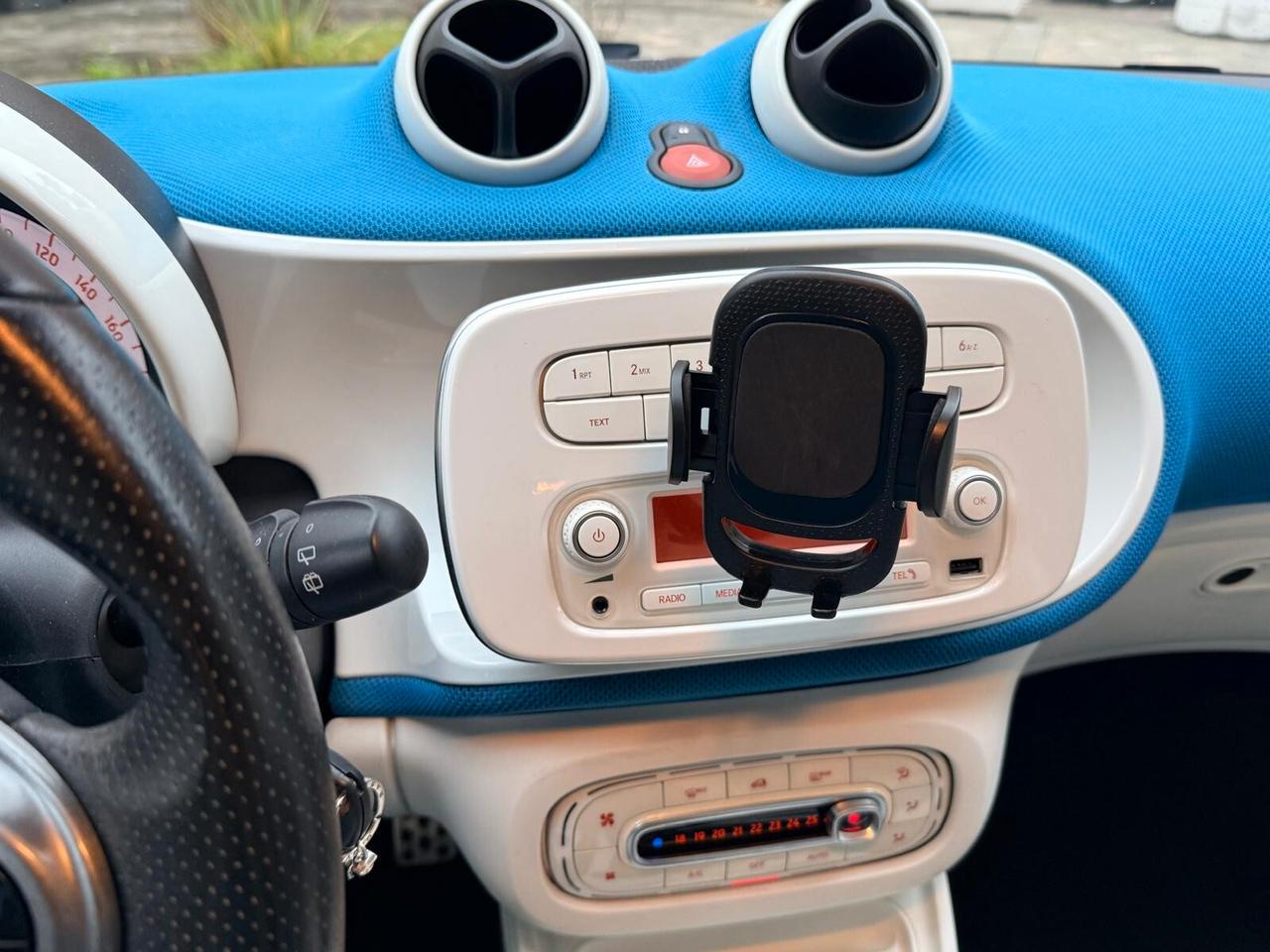 Smart ForFour 70 1.0 Proxy Manuale 09/2015