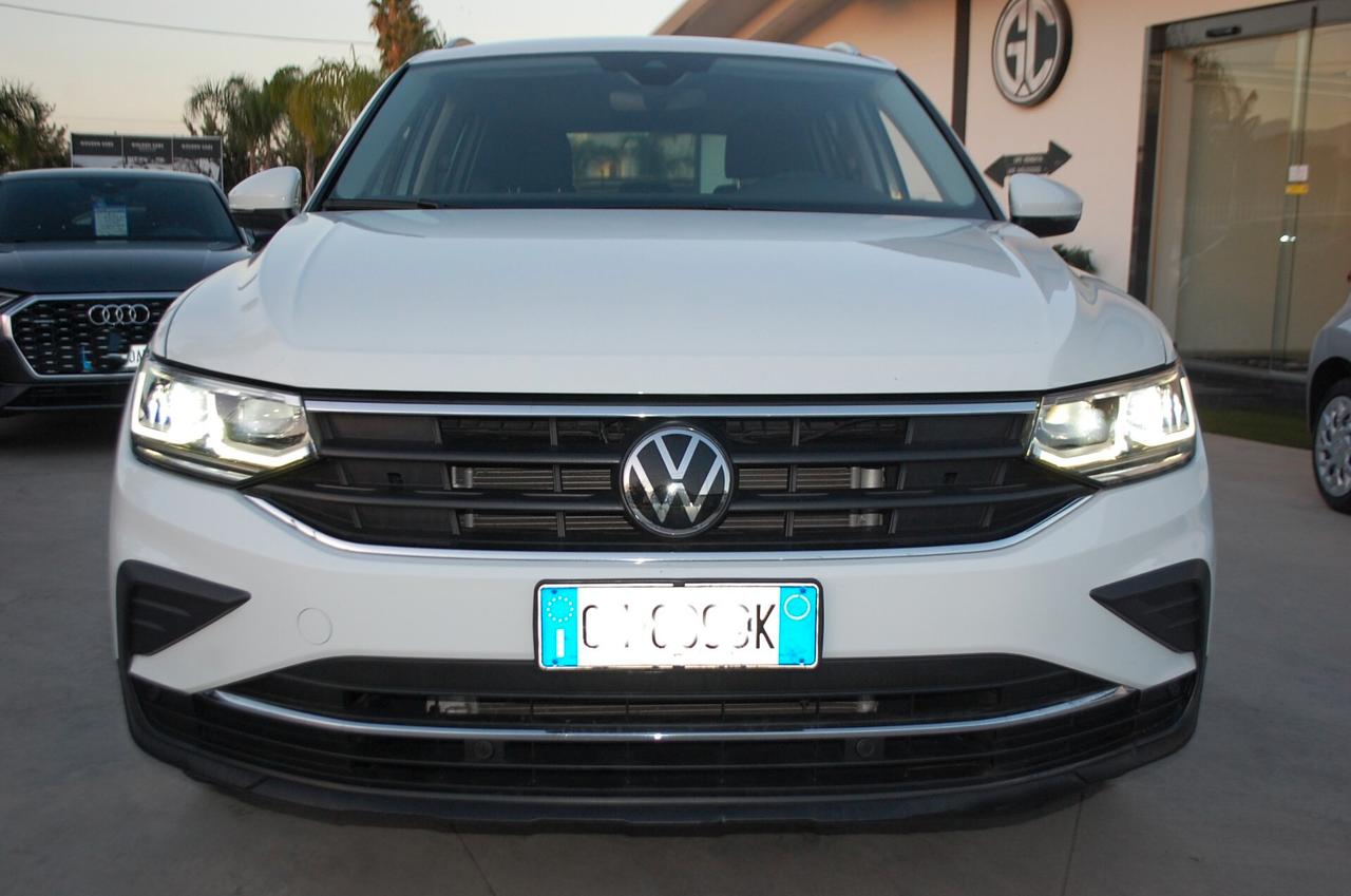 Volkswagen Tiguan 2.0 tdi Elegance 150CV DSG 4Motion Uff Italy Led